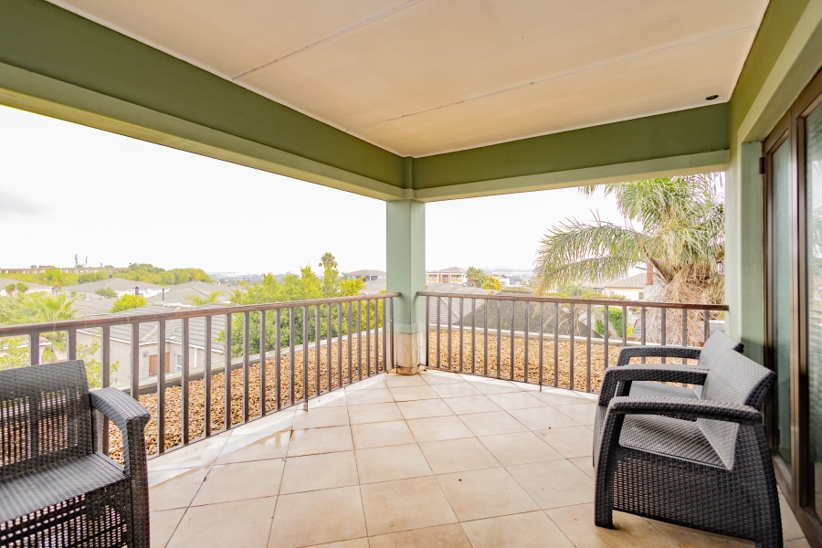 4 Bedroom Property for Sale in Haasendal Western Cape